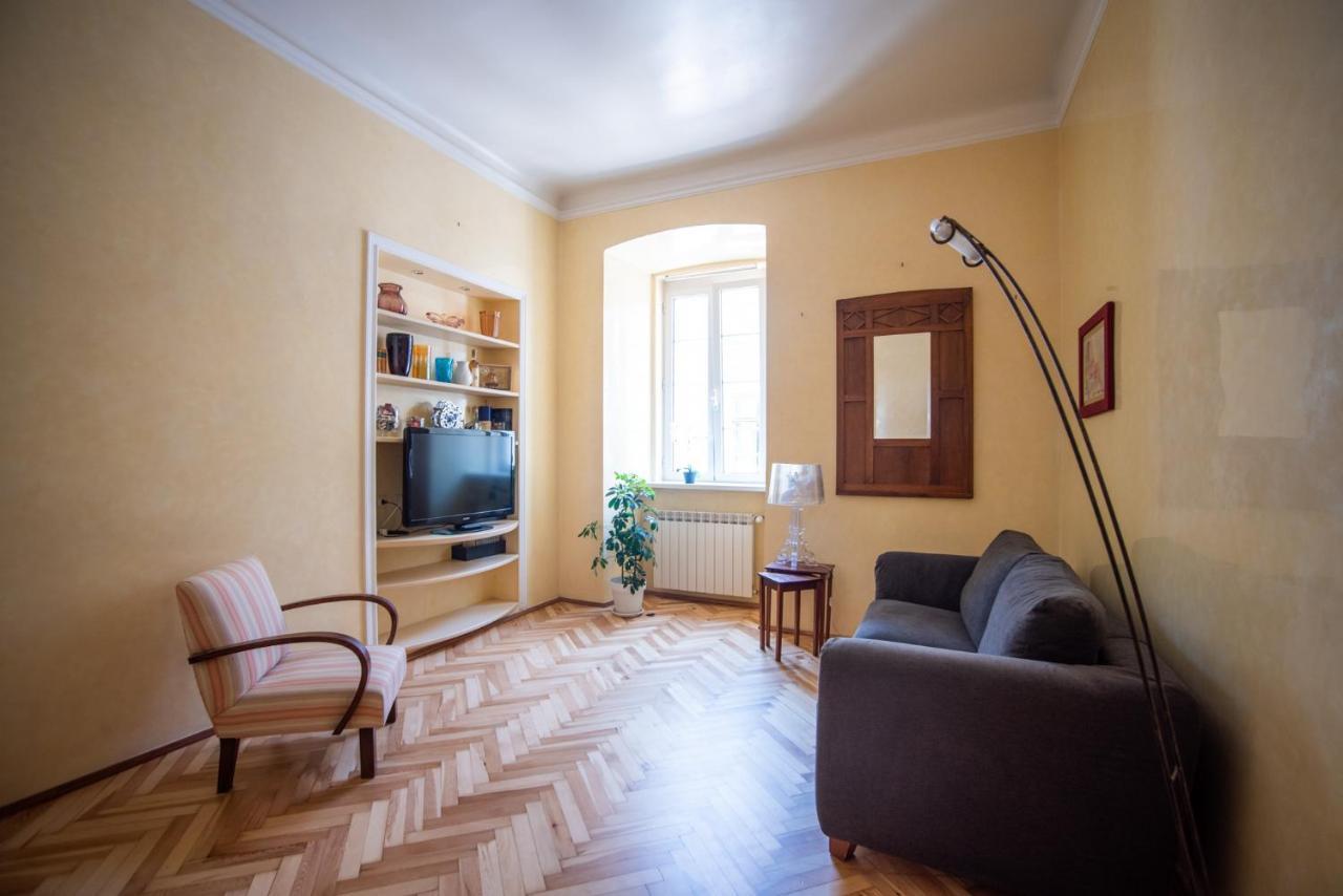 Art & History - New - Modern Classic Apartment Triest Exterior foto